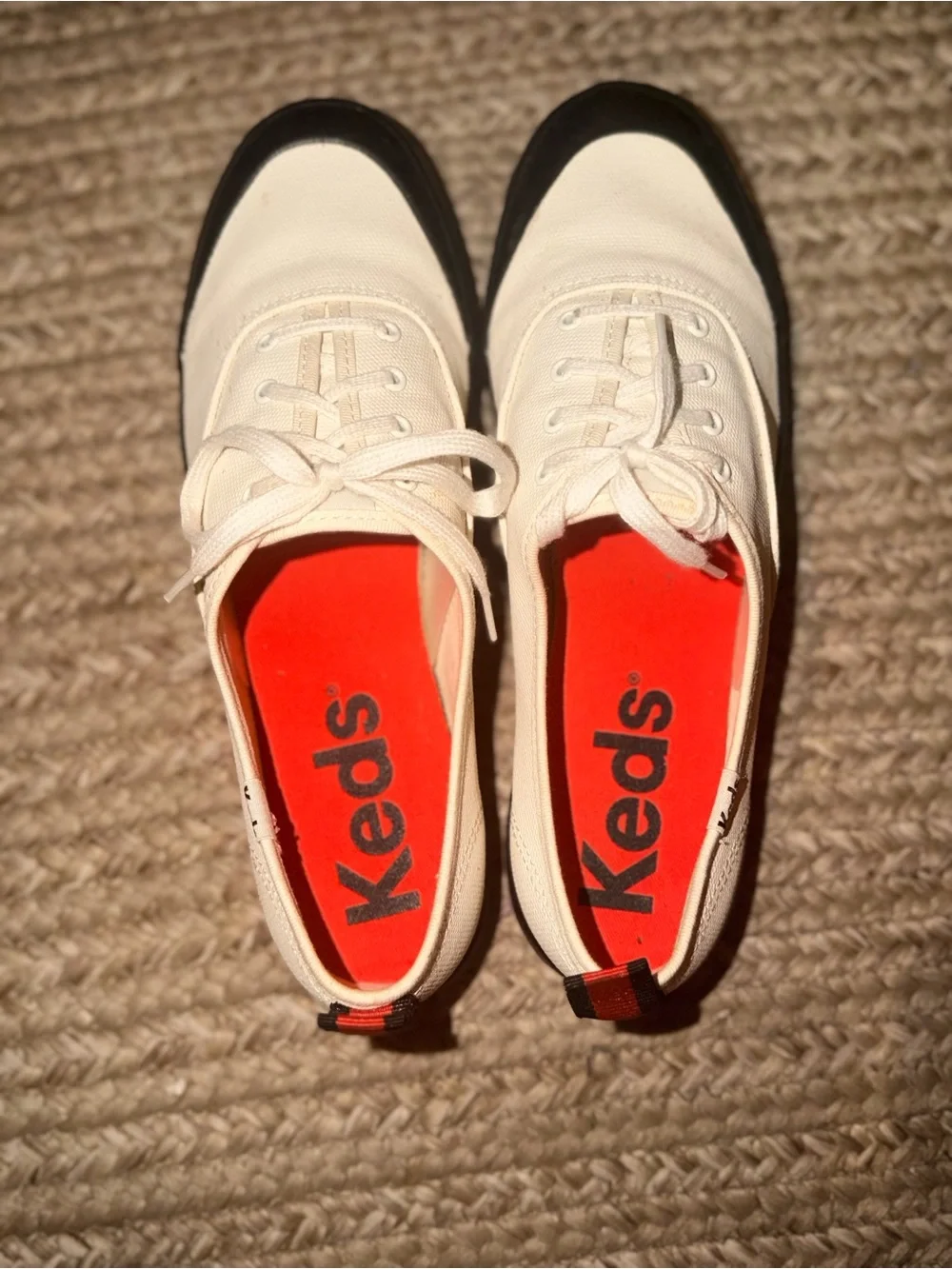 Keds champion toe